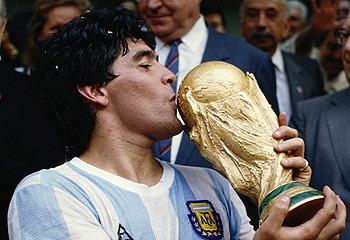 劳塔罗备战,帕尔马对决,有望复出,爱游戏,线上娱乐,游戏互动,在线平台,娱乐活动,游戏娱乐平台